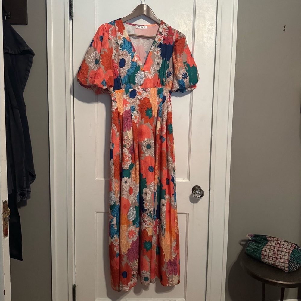 Floral V-Neck Maxi Dress - Multicolor